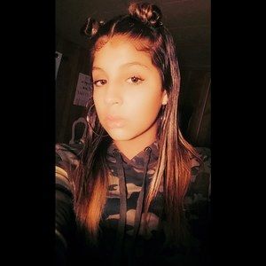 Meet your Posher, Ana